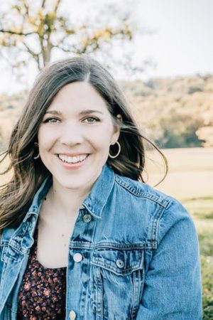 Headshot of Sarah Roberts Carlson