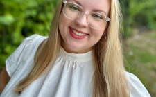Headshot of Makenzie Schroeder