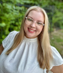 Headshot of Makenzie Schroeder